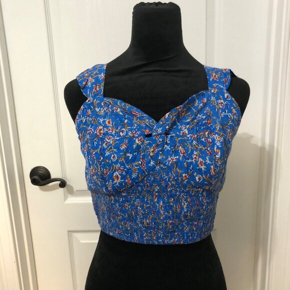 Band Of The Free Women's Blue Floral Smocked Crop Top‎ Size Small NWT - Picture 1 of 7